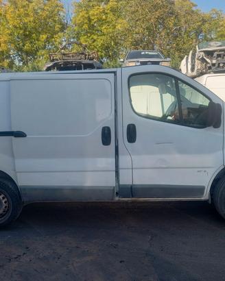 Ricambi Opel Vivaro anno 2003