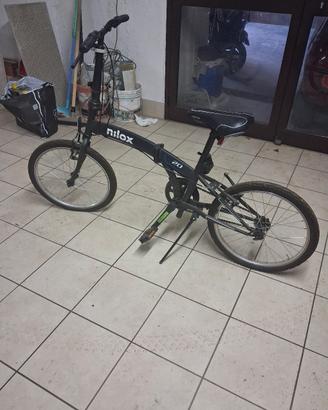 bicicletta pieghevole Nilox X0. 