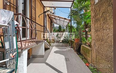 Bilocale con accesso giardino