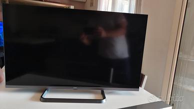 Smart TV Qled 2k pannello 32" 