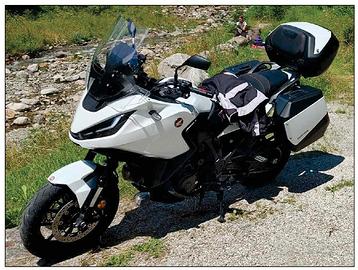 HONDA NT 1100 DCT TRAVEL