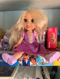 Rapunzel bambola