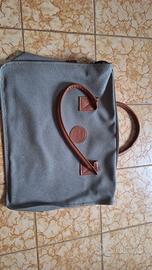 Borsa Avon