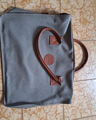 Borsa Avon