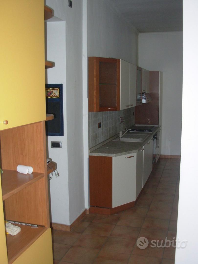 Trilocale a Torino, foto 3 di 6