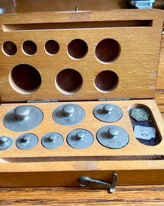 Bilancia farmacia pesi