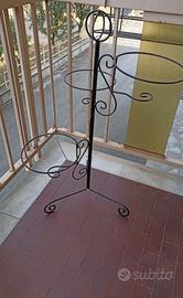 Fioriera in ferro battuto 