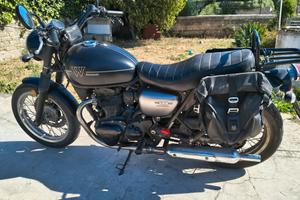 Kawasaki w800 street del 2020
