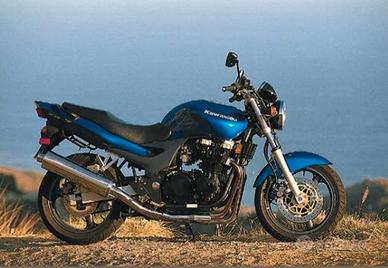 Kawasaki zr7