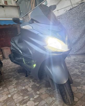 YAMAHA MAJESTY 400