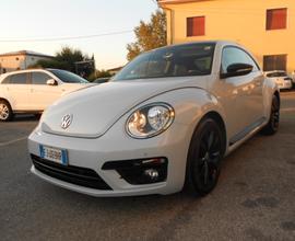 Volkswagen Maggiolino coupe' 2.0 TDI DSG Design 11