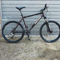 Mountain bike btwin rock rider 8.1   26"