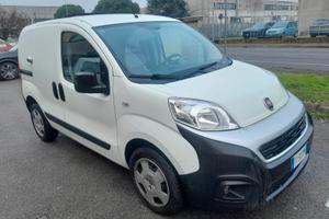 Fiat fiorino bianco