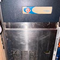 Macchina del ghiaccio