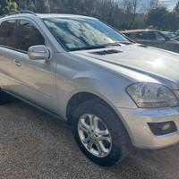 Mercedes-benz ML 3.0 Diesel - SUV - Gancio Traino