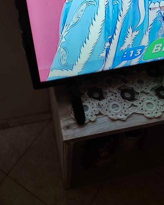 TV Akai 43 pollici 