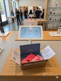 Google Pixel 10a Berry "Rosso" + Pixel Buds 2a 