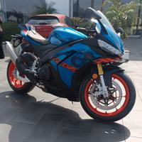 APRILIA RSV4 NUOVA KM 0