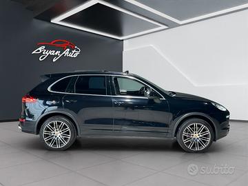 Porsche Cayenne 3.0 TIPTRONIC