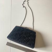 Borsetta elegante con perline