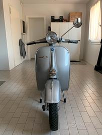 Vespa 125 primavera et3