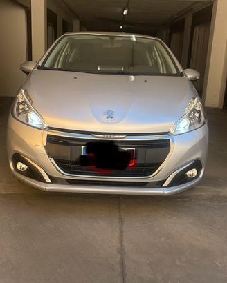 Peugeout 208 HDI