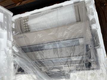 Macchina da scrivere Olivetti et2450