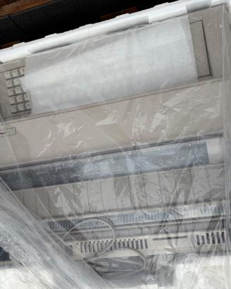 Macchina da scrivere Olivetti et2450