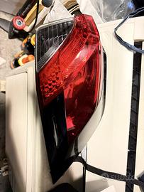 Fari posteriore Toyota Rav4