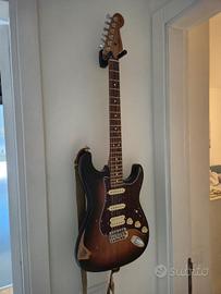 Fender stratocaster hss relic mexico