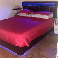 Letto contenitore led e prese usb