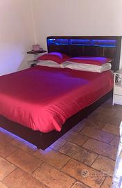 Letto contenitore led e prese usb