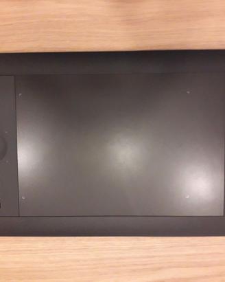 Tavoletta grafica WACOM INTUOS PRO M - PTH-651
