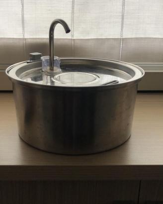 Fontanella per gatti