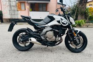 CF Moto 650 NK 02/23