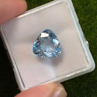 Acquamarina 4.00 ct taglio Trillion certificata