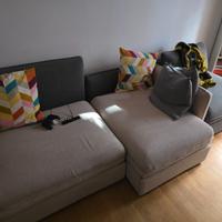 Divano letto con pouf contenitore. Ikea Vallentuna