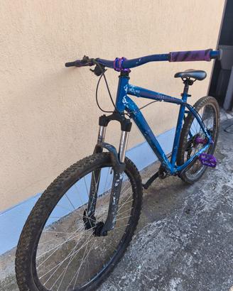 Mountain bike 27.5" Monocorona 1x8 mozzo tanke