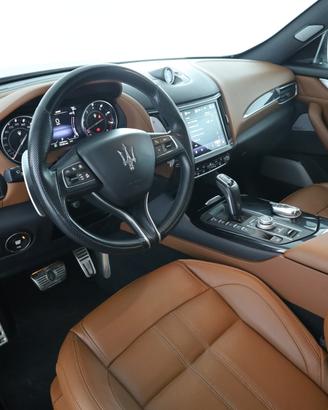 MASERATI Levante 330 CV MHEV AWD GT