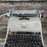 macchina da scrivere meccanica (vintage, Olivetti