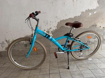 Bicicletta mountain bike b-twin