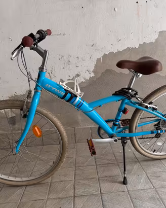 Bicicletta mountain bike b-twin