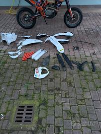 plastiche e ricambi ktm