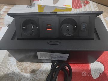 Scatola di Derivazione da Tavolo, Presa da Tavolo 