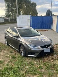 SEAT Leon FR 2.0 TDI 184cv DSG |  82.000km motore