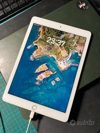 iPad Pro 9,7” 32 GB Wi‑Fi + Cellular