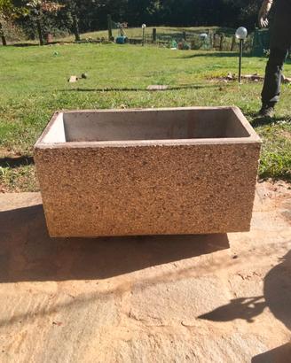 Fioriera in cemento 40 x  80 x 40
