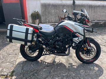 Benelli TRK 702 x PARI AL NUOVO