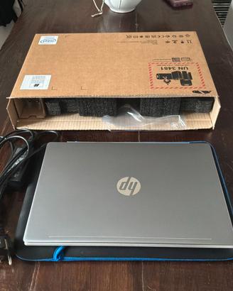 HP Pavillon 14 i5 8GB RAM SSD 512GB tast.retroill.