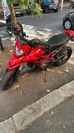 Ducaty hypermotard 796 2010